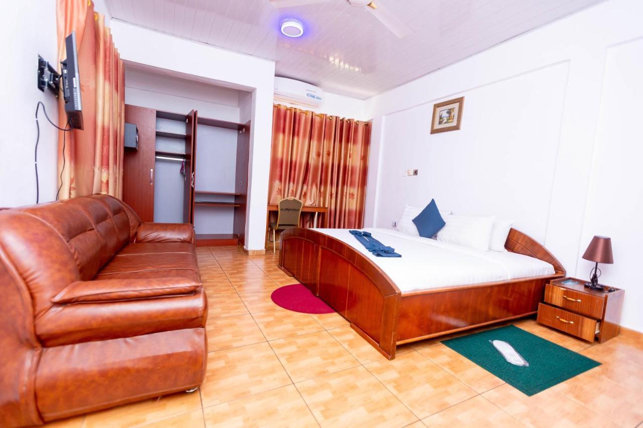 Sky Plus Hotel & Resort Ho Экстерьер фото