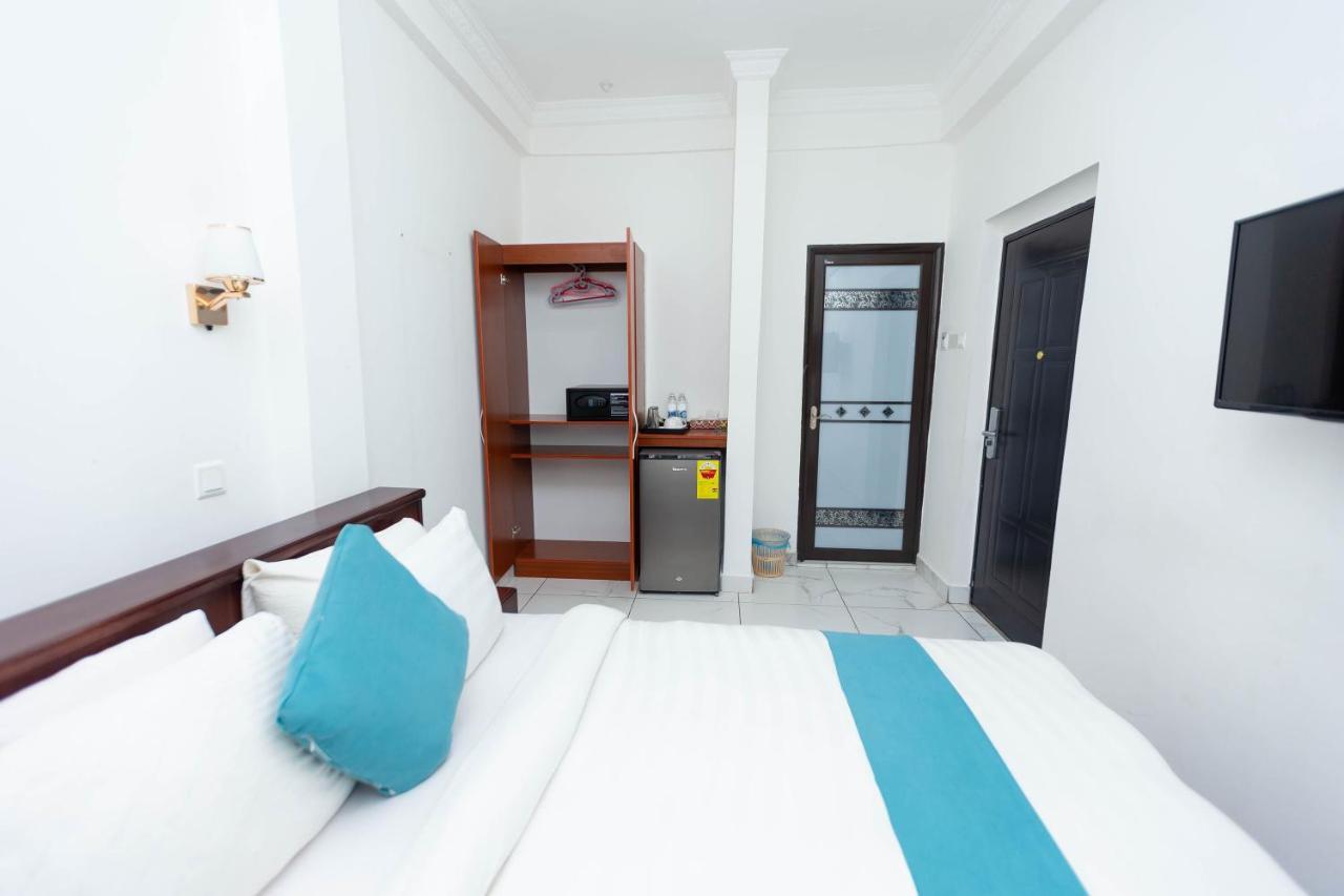 Sky Plus Hotel & Resort Ho Экстерьер фото