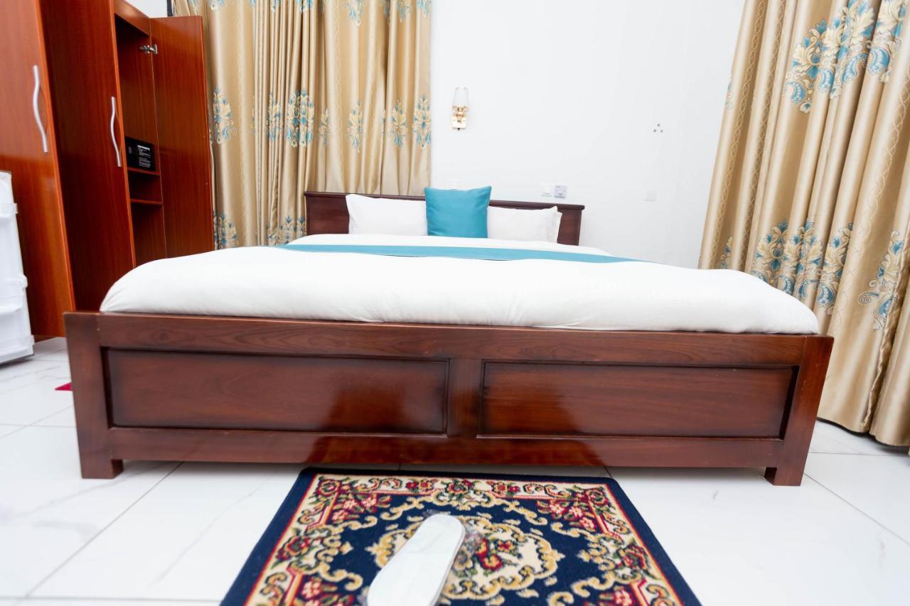 Sky Plus Hotel & Resort Ho Экстерьер фото